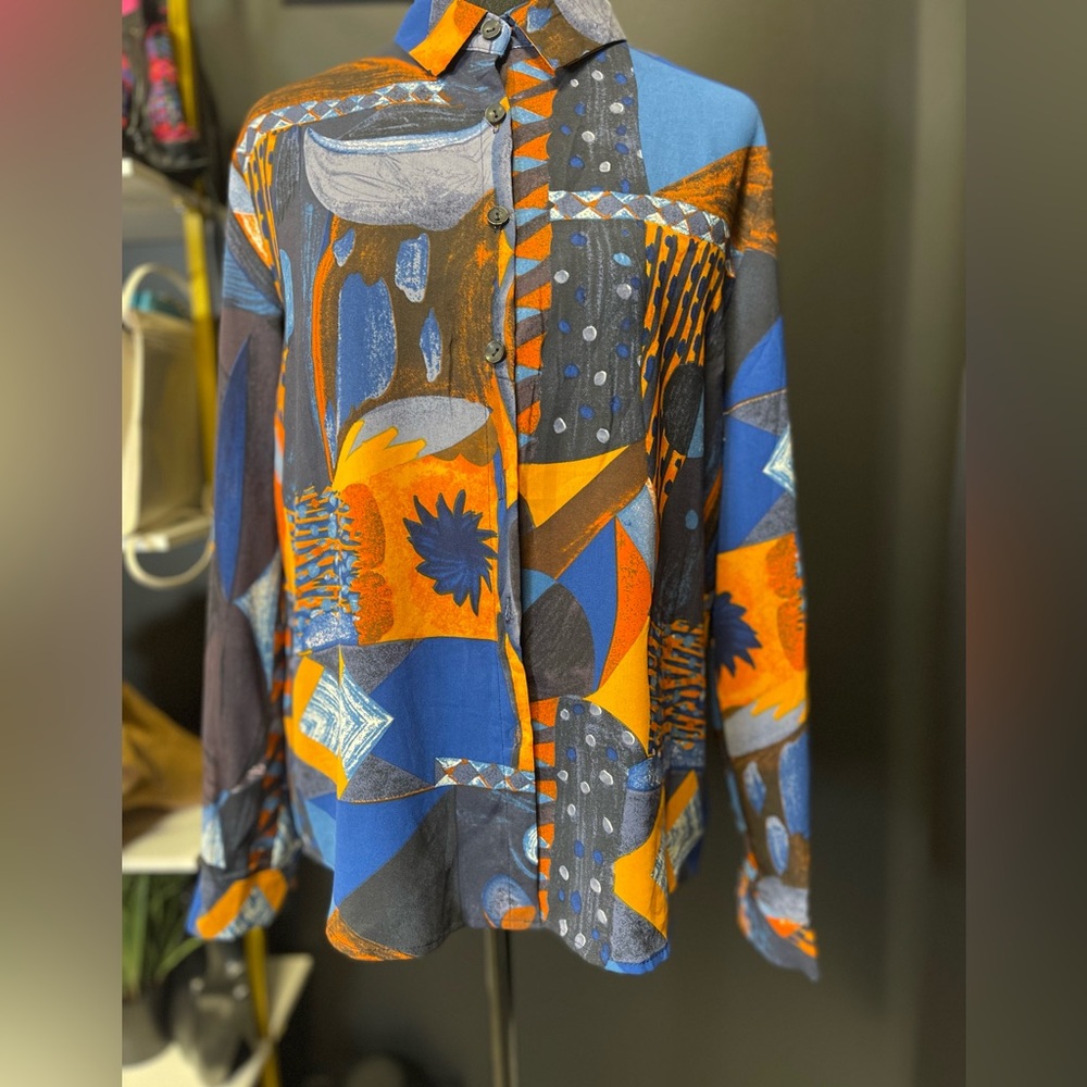 Unique Abstract Pattern Top